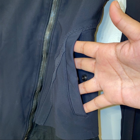 Lululemon Bust A Move Jacket - Picture 10 of 10